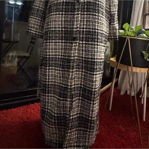 REVOLVE - LBLC The Label - NWT -Monochrome Checkered Trench Coat - Picture 9 of 9